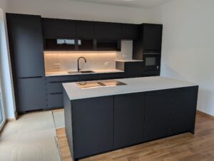 Mehr über den Artikel erfahren Umzug -> check! … Zaun? Terasse? Pflaster?